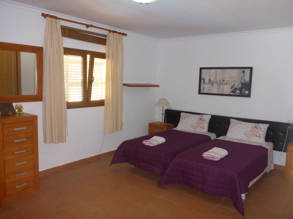X-B31 Bungalow in Denia with 3 Bedrooms - Property Photo 5