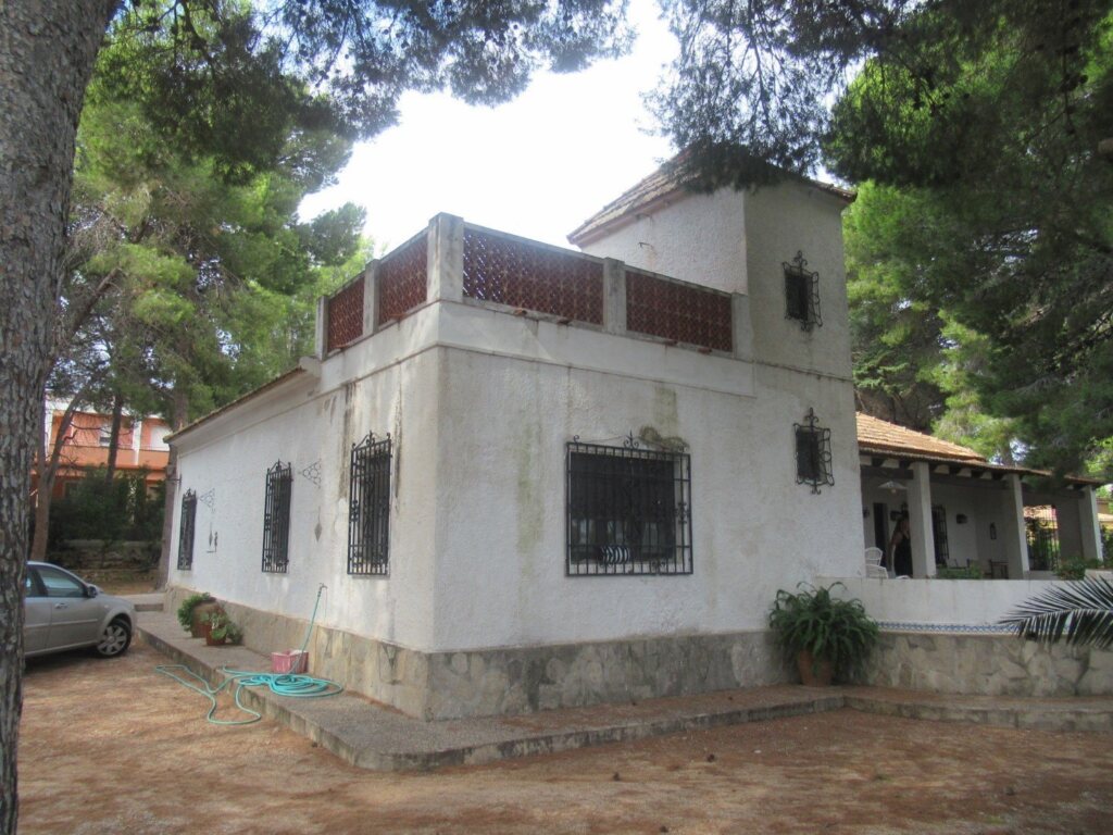 X-V40 Villas in Denia with 6 Bedrooms - Property Photo 3