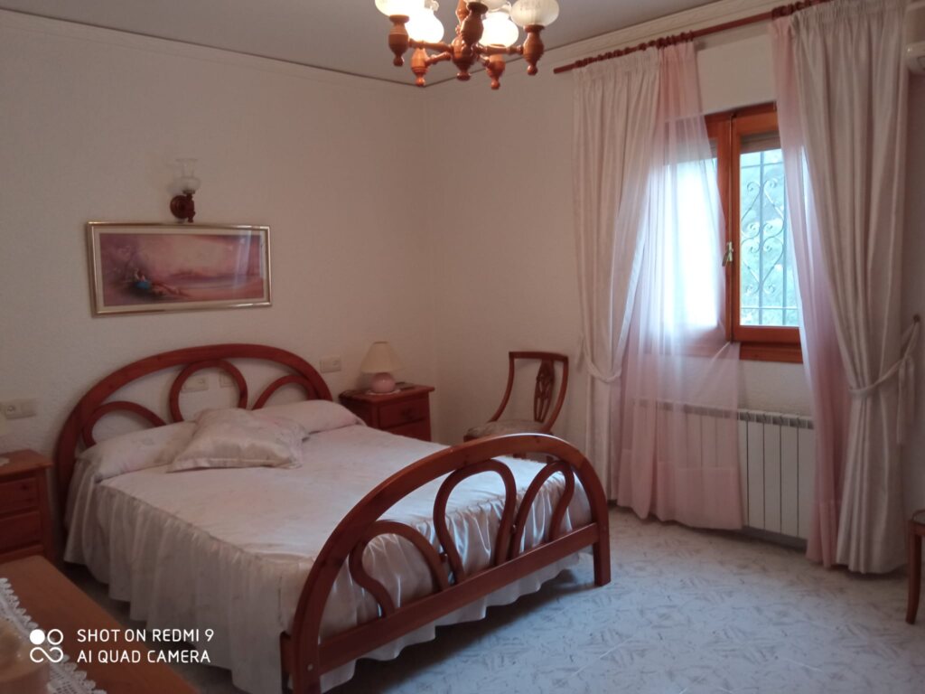 X-K-BR57810 Villas in Pedreguer with 5 Bedrooms - Property Photo 3