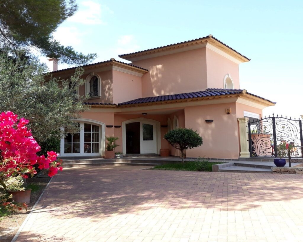 X-L-RA4633 Villas in Pedreguer with 5 Bedrooms - Property Photo 2